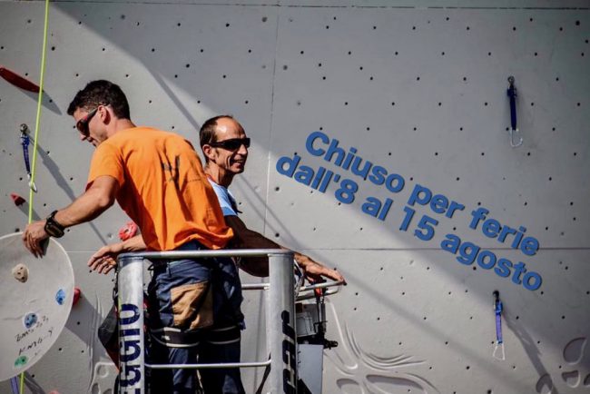 Chiuso per ferie (1)