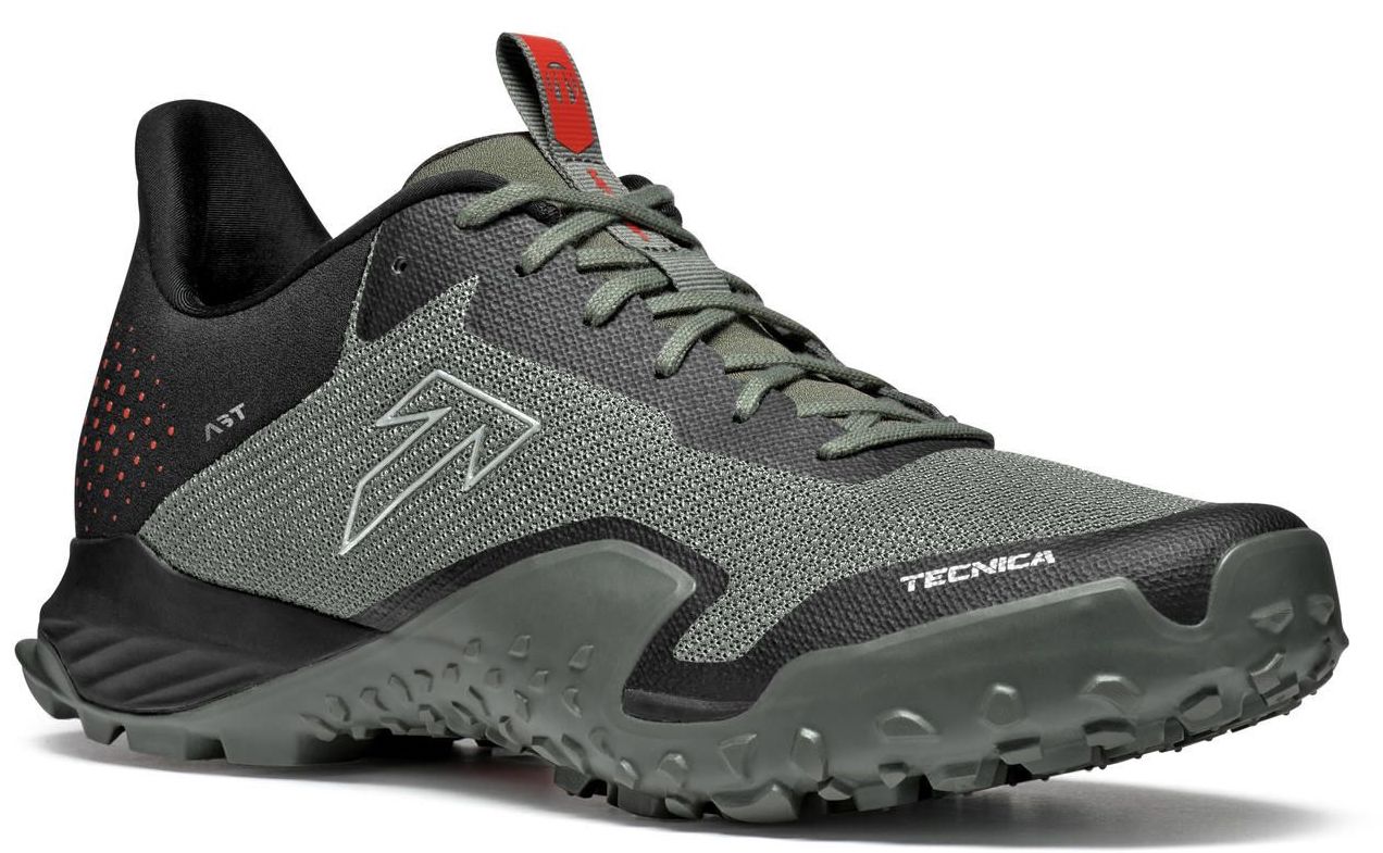 TECNICA modello MAGMA 2.0 S MS Vibram® Megagrip black <del>€ 169,95</del> a € 144,00